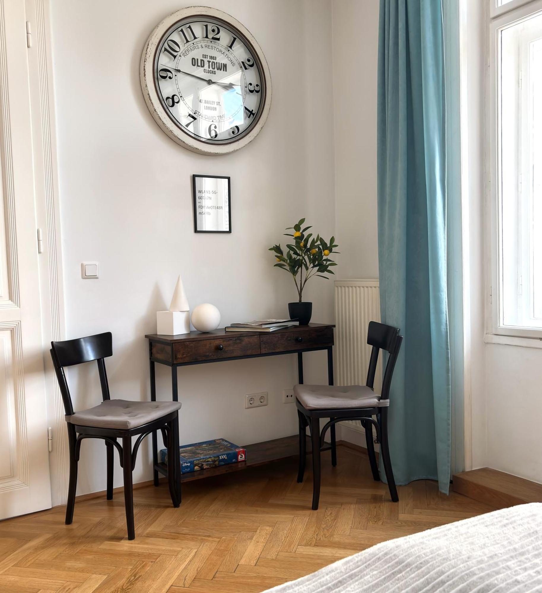 וינה Central Mariahilfer Apartment 5 Min To The Schoenbrunn Palace And City Shopping Center מראה חיצוני תמונה