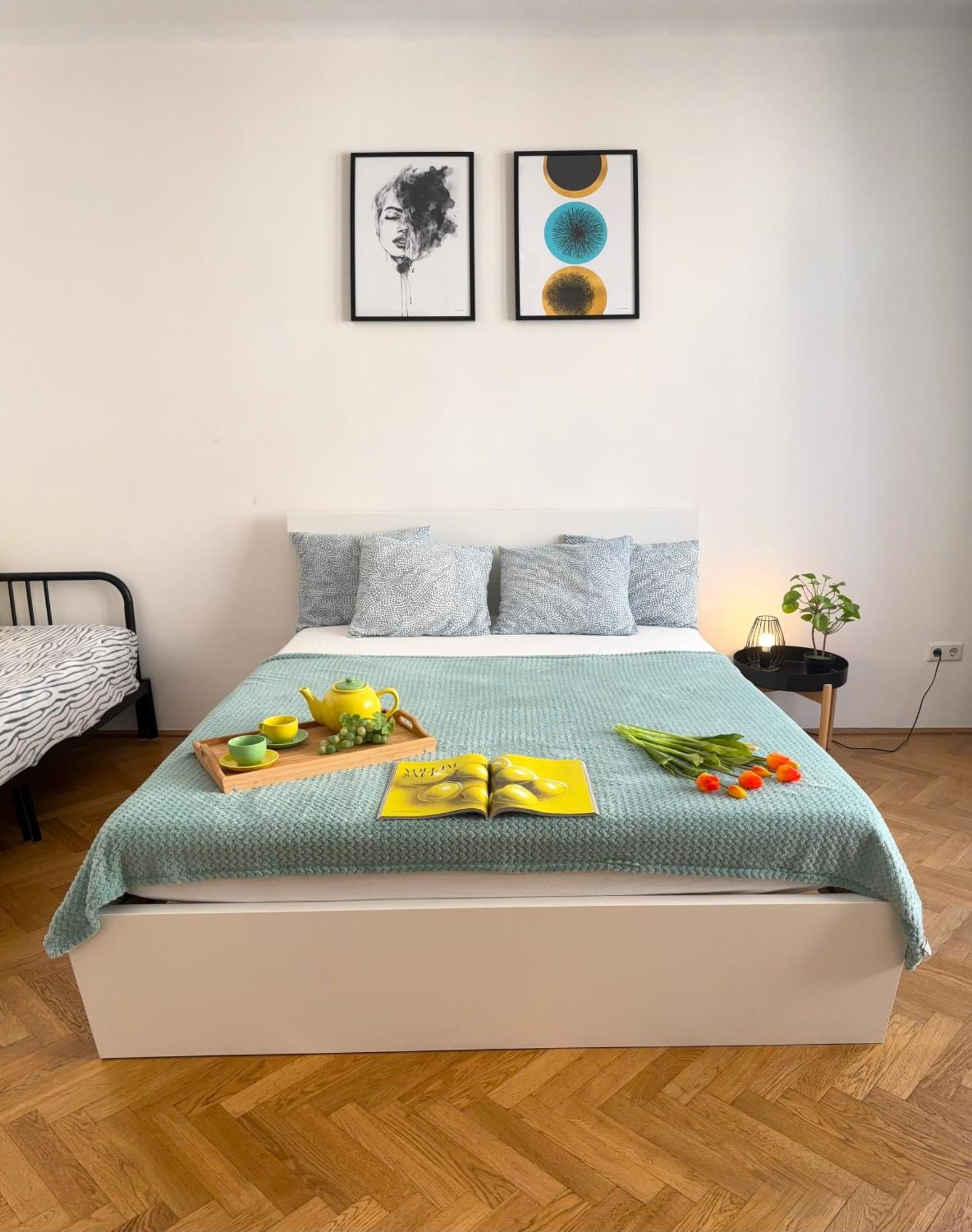 וינה Central Mariahilfer Apartment 5 Min To The Schoenbrunn Palace And City Shopping Center מראה חיצוני תמונה